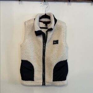 Bass Kids White and Black Fleece Vest